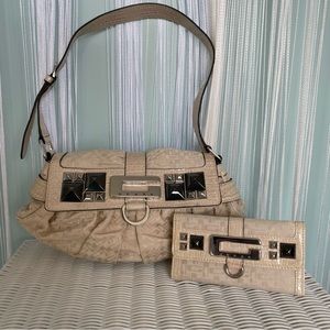 Guess Beige Logo Purse and Wallet Matching Set Size Small